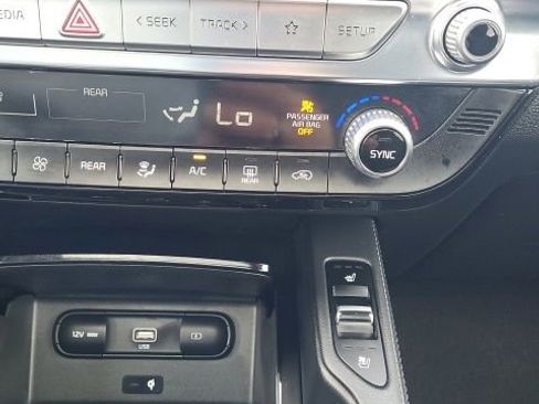 Used 2022 Kia Telluride SX image 18