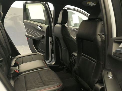 New 2026 Ford Escape ST-Line w/ Tech Pack #1 image 16