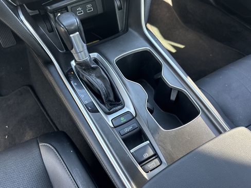 Used 2021 Honda Accord EX-L image 24