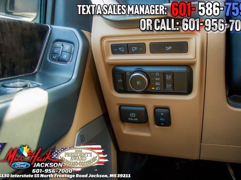 Certified 2023 Ford F150 Lariat w/ Trailer Tow Package AWD/4WD image 18