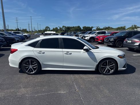 Used 2023 Honda Civic Touring image 8