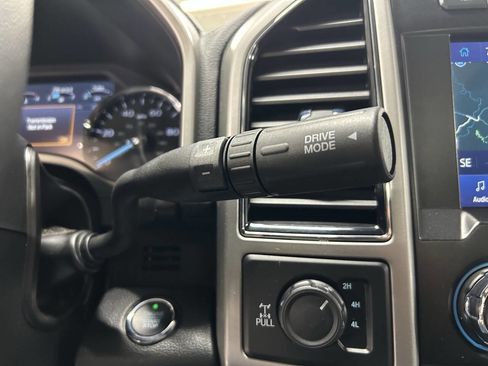 Used 2021 Ford F250 Lariat image 47