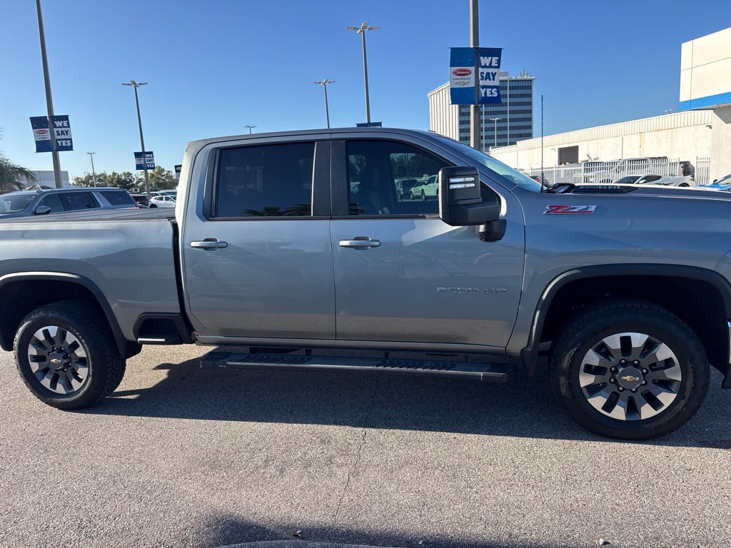 Used 2024 Chevrolet Silverado 2500 LT w/ All Star Edition AWD/4WD image 4