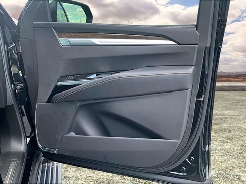 Certified 2026 Cadillac Escalade Platinum Sport w/ LPO, ONYX Package image 29