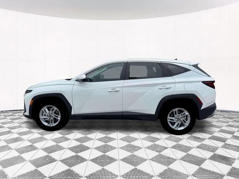 New 2026 Hyundai Tucson SE image 3