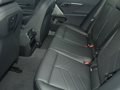 New 2026 BMW i5 eDrive40 w/ M Sport Package image 22