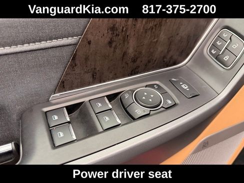 Used 2024 Ford F250 Lariat w/ Sport Appearance Package image 15