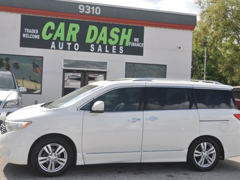 Used 2012 Nissan Quest LE w/ Value Cargo Pkg FWD image 7