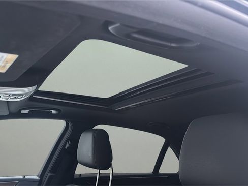 Used 2014 Mercedes-Benz E 350 4MATIC Sedan image 15