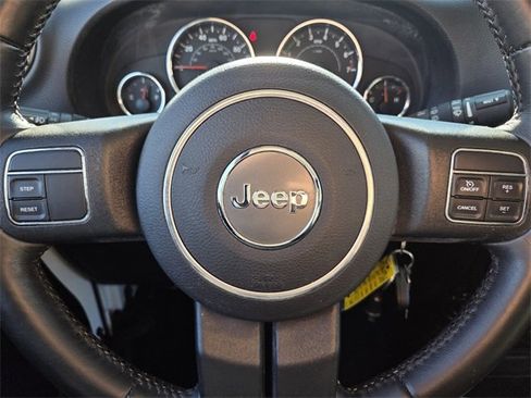 Used 2018 Jeep Wrangler Unlimited Sport S image 29