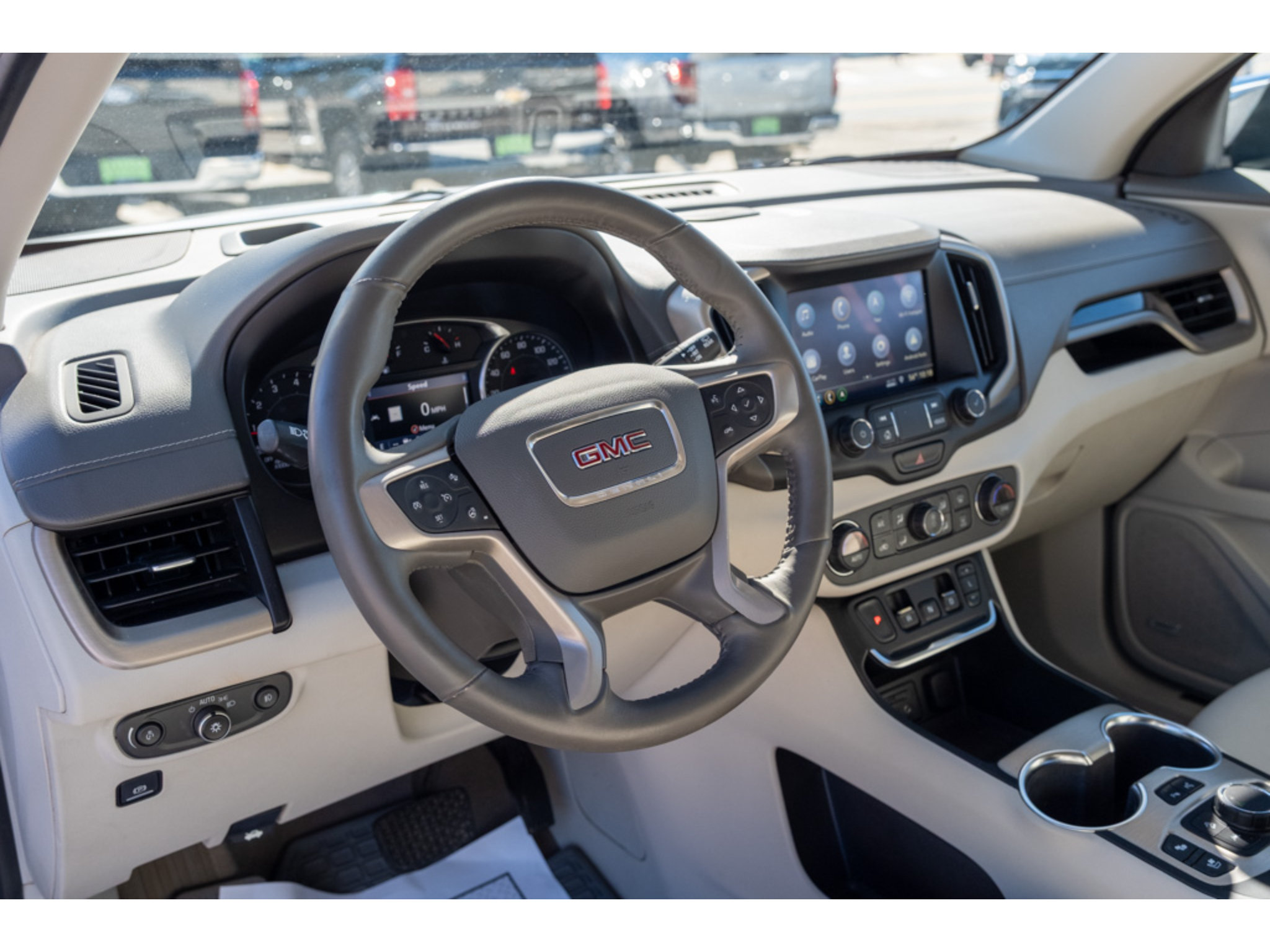 Used 2019 GMC Terrain Denali w/ Advanced Safety Package FWD image 11