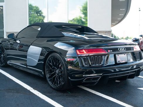 Used 2018 Audi R8 V10 AWD/4WD image 18