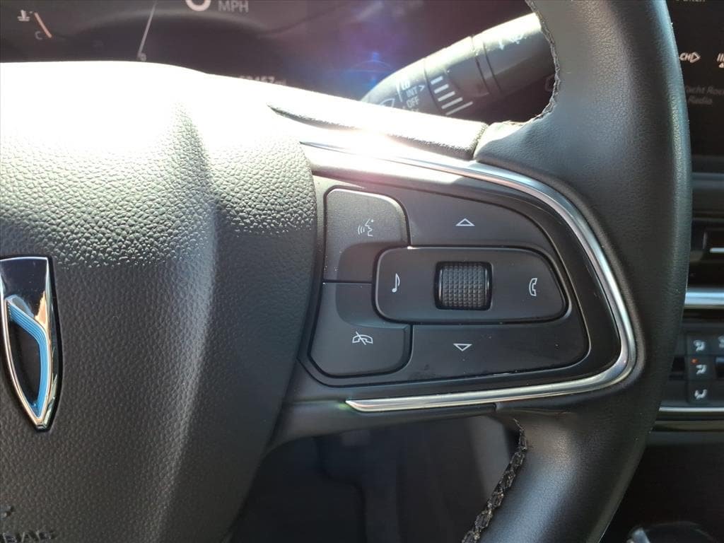 Certified 2024 Buick Envista Sport Touring w/ Convenience I Package FWD image 24