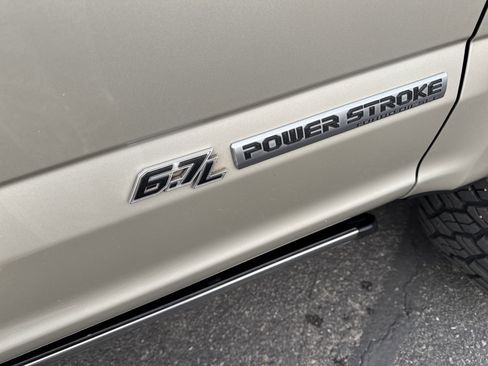 Used 2017 Ford F350 Lariat w/ Lariat Ultimate Package image 18