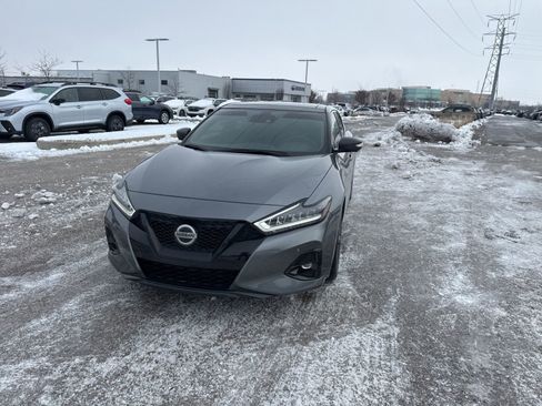 Used 2021 Nissan Maxima SR w/ Sport Mat Group image 5