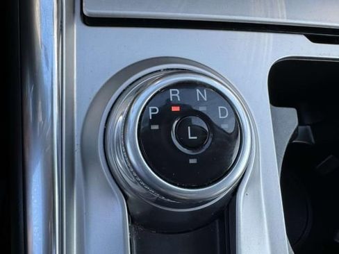 Used 2022 Ford Explorer XLT w/ Equipment Group 202A image 35