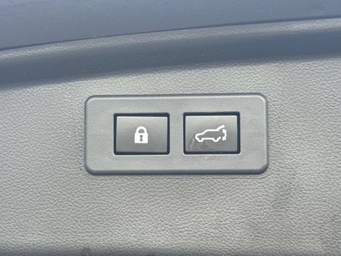 Used 2020 Subaru Outback Touring w/ Popular Package #2 AWD/4WD image 26