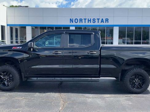 Certified 2021 Chevrolet Silverado 1500 Custom Trail Boss w/ LPO, Dark Essentials Package AWD/4WD image 5