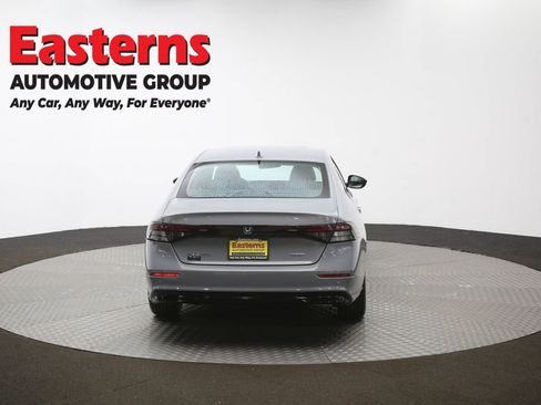 Used 2025 Honda Accord EX-L image 39