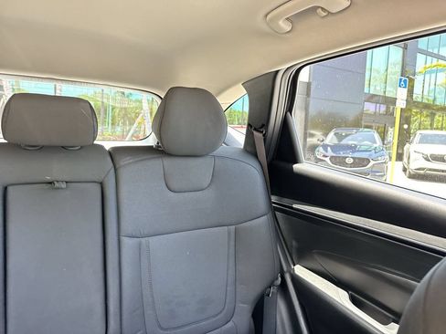 Used 2023 Hyundai Tucson SE FWD image 19