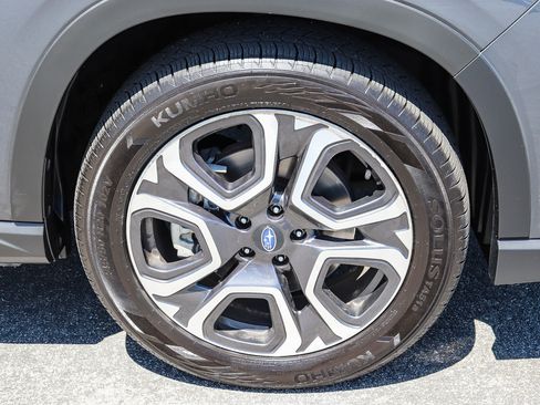 Used 2024 Subaru Ascent Touring AWD/4WD image 7