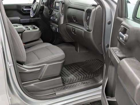 Used 2024 Chevrolet Silverado 1500 Custom AWD/4WD image 26
