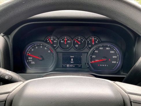 Used 2021 Chevrolet Silverado 1500 Custom AWD/4WD image 10