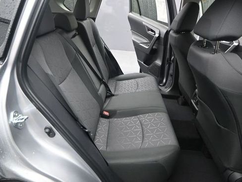 Used 2025 Toyota RAV4 XLE FWD image 14