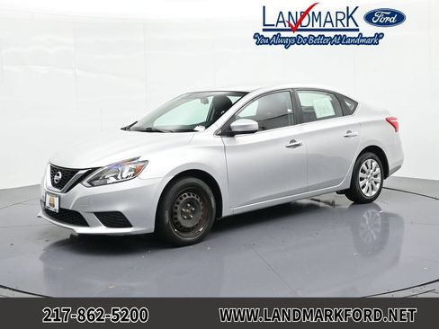 Used 2017 Nissan Sentra SV FWD image 1