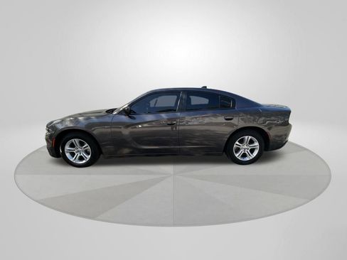 Used 2023 Dodge Charger SXT image 4