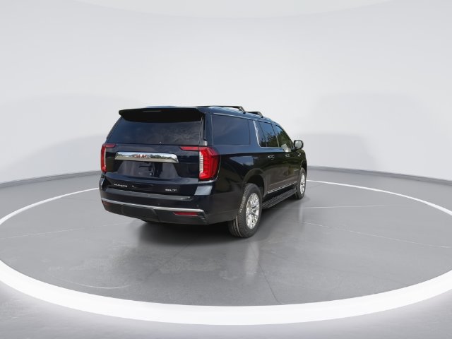 Certified 2023 GMC Yukon XL SLT w/ SLT Premium Package AWD/4WD image 10
