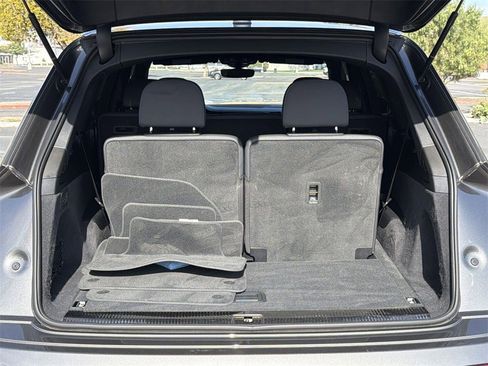 Used 2023 Audi Q7 2.0T Premium Plus w/ Premium Plus Package image 29