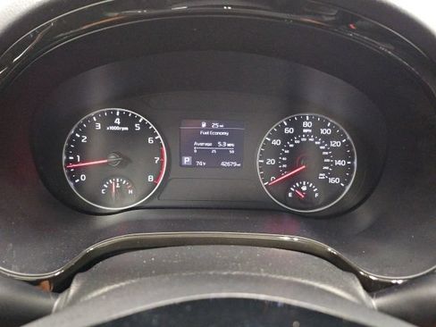 Used 2023 Kia Seltos EX AWD/4WD image 17