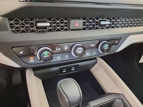 Certified 2025 Honda Accord SE image 13