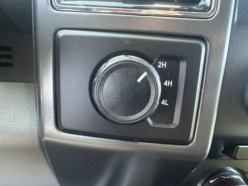 Used 2018 Ford F150 XLT image 19