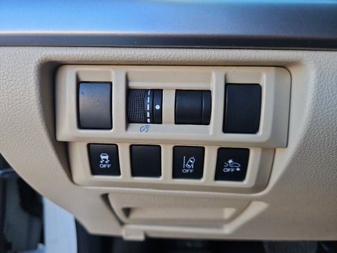 Used 2019 Subaru Outback 2.5i Premium w/ Popular Package #2 image 16