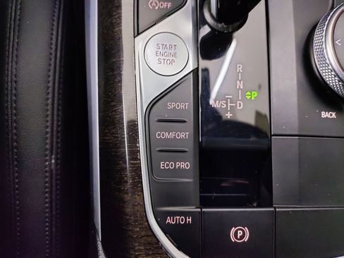 Used 2020 BMW 330i Sedan w/ Driving Assistance Package image 28