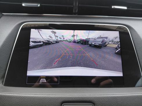 Certified 2023 Cadillac XT4 Luxury FWD image 24