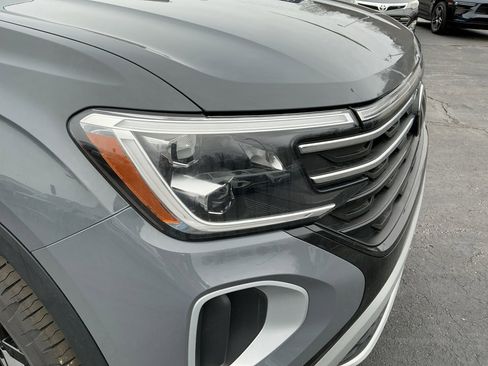 New 2026 Volkswagen Atlas Peak Edition image 24
