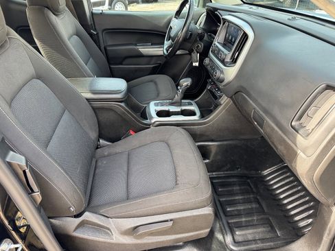 Used 2022 Chevrolet Colorado LT w/ Fleet Safety Package image 16