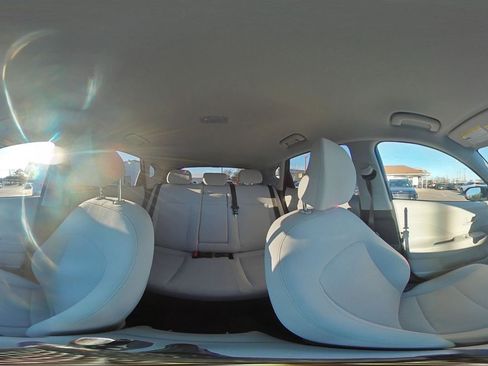 Used 2025 Hyundai Kona SEL image 42