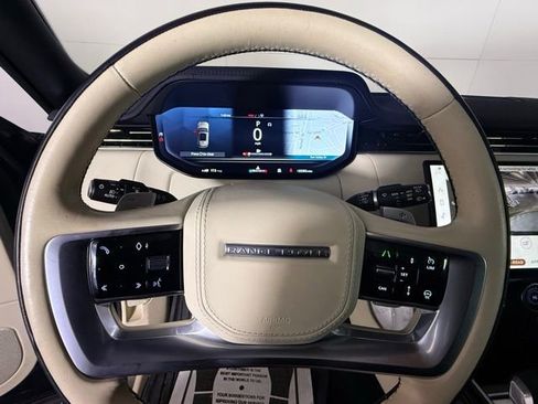 Certified 2023 Land Rover Range Rover SE image 31