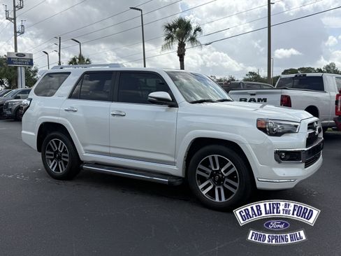 Used 2024 Toyota 4Runner Limited RWD image 1