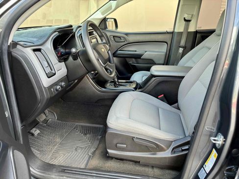 Used 2017 Chevrolet Colorado W/T w/ WT Convenience Package image 28