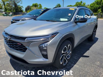 Certified 2025 Chevrolet Trax RS w/ Sunroof Package