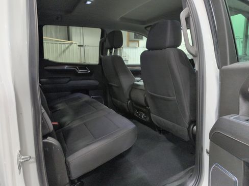 Used 2023 Chevrolet Silverado 1500 LT w/ Protection Package AWD/4WD image 11