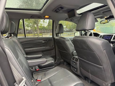Used 2018 Honda Pilot Elite image 27