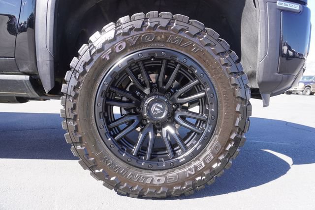 Used 2025 GMC Sierra 2500 AT4 w/ AT4 Premium Plus Package AWD/4WD image 17