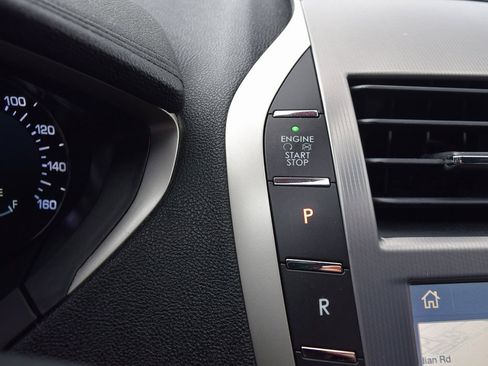 Used 2020 Lincoln MKZ Reserve w/ Elements Package image 21