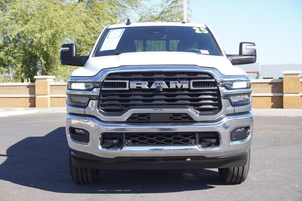 Used 2025 RAM 2500 Tradesman AWD/4WD image 5